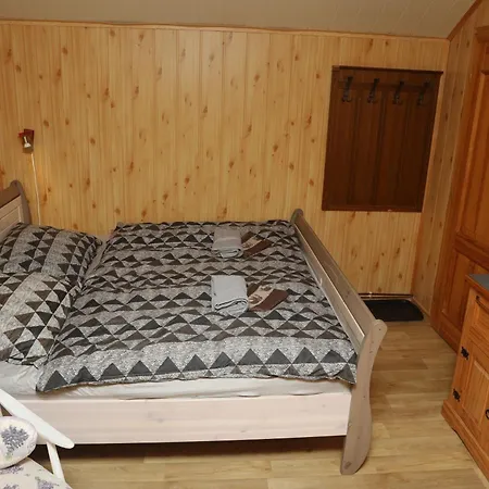 Pod Lípou Dolní Brusnice